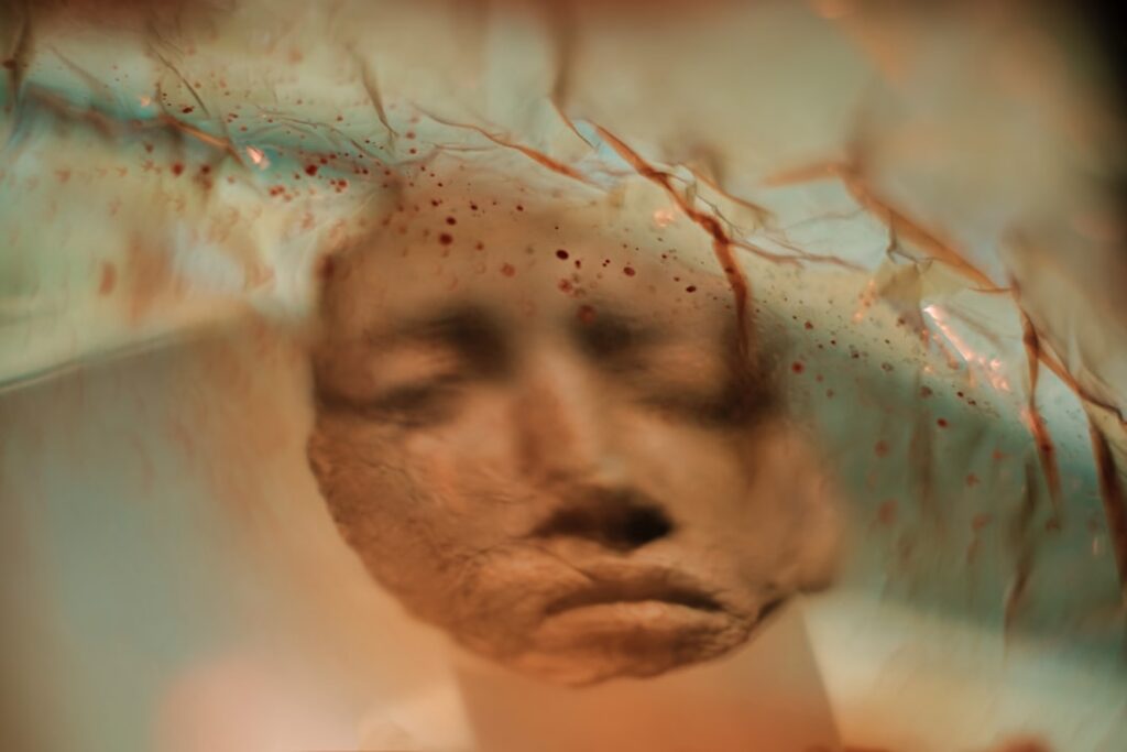 Photo deceased person smiling in dream