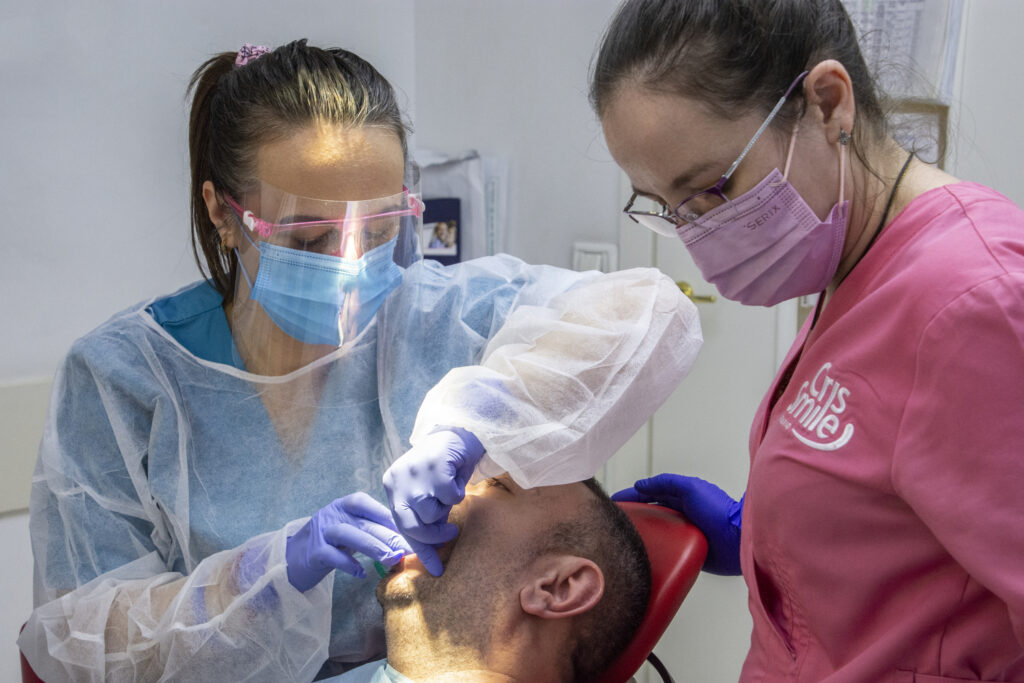 cris smile implant dentar (12)