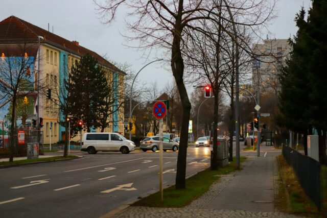 Photo stranii circulă
